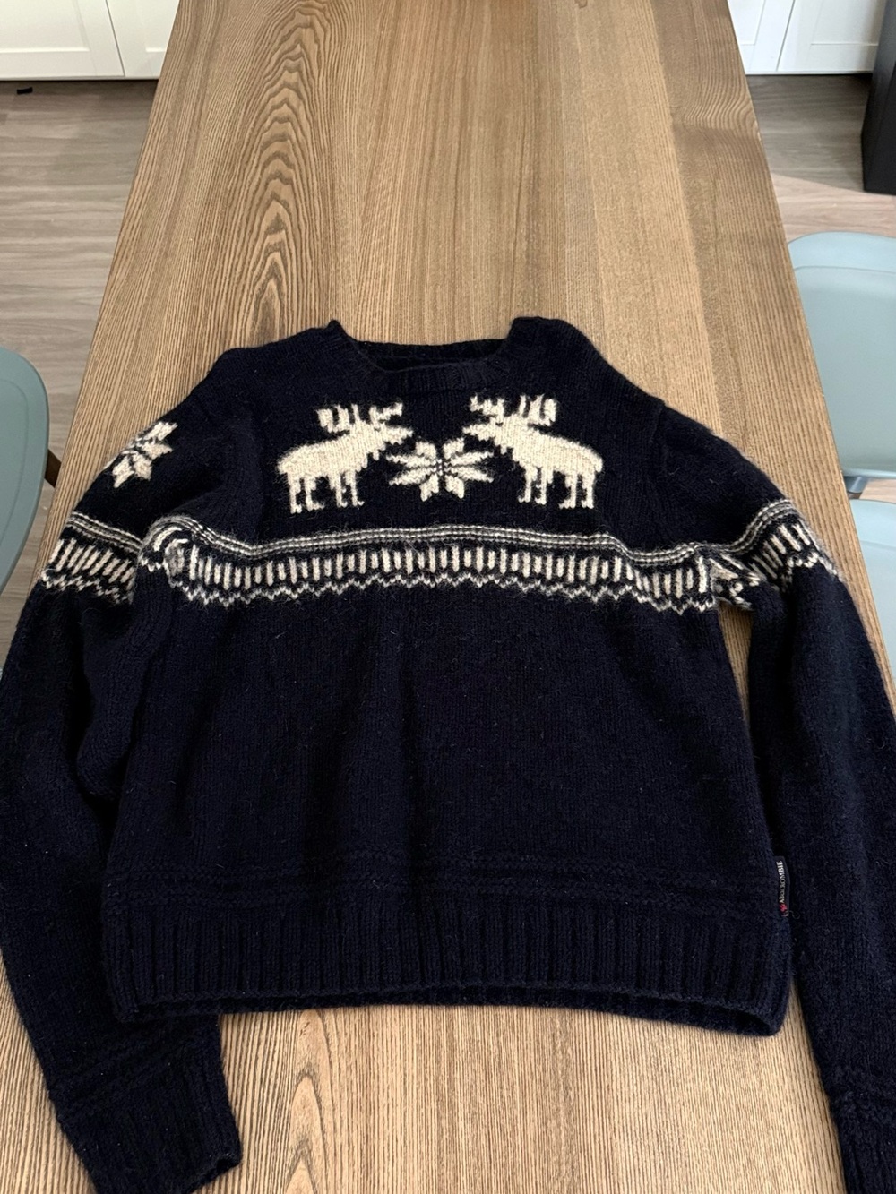 Abercrombie & Fitch Navy and White Moose Fair Isle Crewneck Sweater